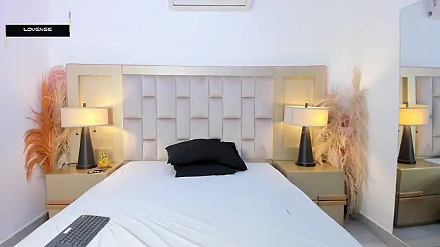 Zahir Ashar online show from April 24, 2026, 11:45 am