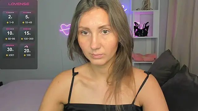 Snapshot of NikkiKiss__ chatting on October 21, 2025, 1:38 am NikkiKiss online show from October 21, 2025, 1:38 am