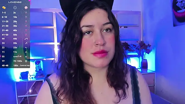 azul vera online show from November 11, 2025, 1:28 pm