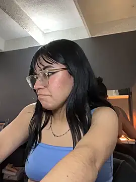 angie rousse  online show from November 15, 2025, 12:36 am