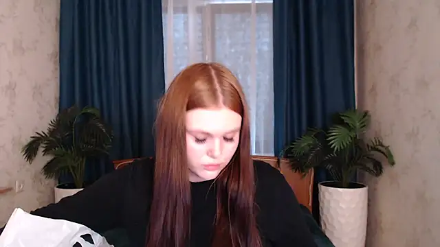 Snapshot of Musegirl chatting on November 5, 2025, 8:17 am Musegirl online show from November 5, 2025, 8:17 am