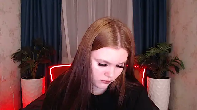 Snapshot of Musegirl chatting on December 3, 2025, 1:39 am Musegirl online show from December 3, 2025, 1:39 am