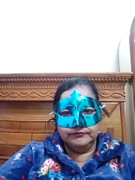 Snapshot of Honey-26 chatting on December 19, 2025, 1:57 pm Honey-26 online show from December 19, 2025, 1:57 pm