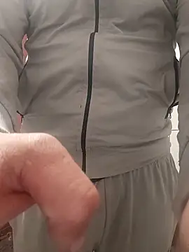 Alexszader36 online show from April 5, 2026, 11:33 pm