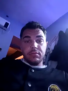 Alexszader36 online show from April 7, 2026, 8:21 pm