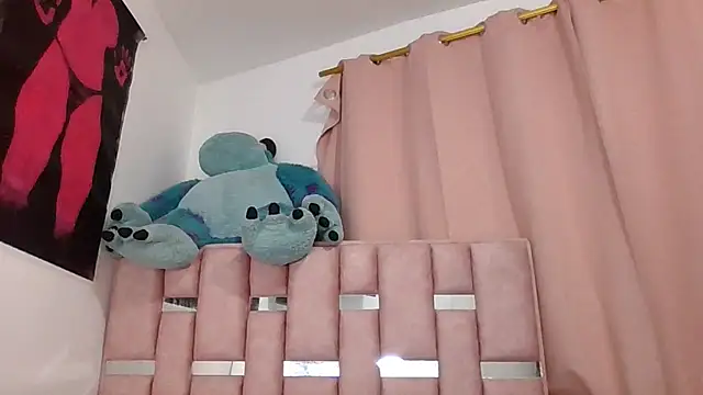 abby moss 2 online show from November 29, 2025, 5:07 am