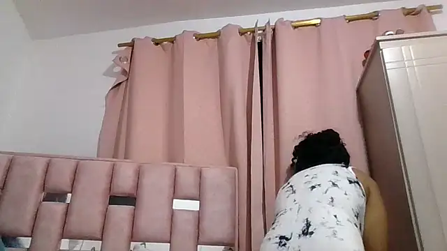 abby moss 2 online show from December 1, 2025, 5:30 am