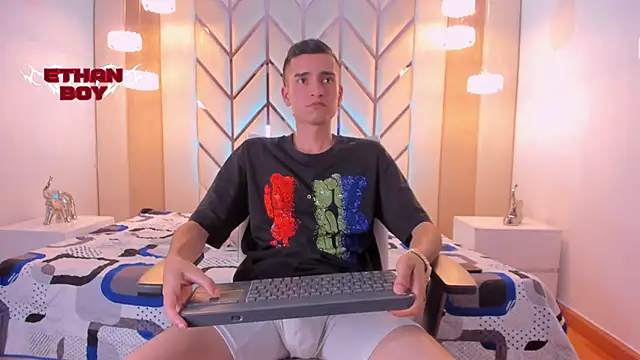 Ethan Boy  online show from February 17, 2026, 8:06 pm