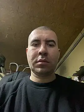 AronMode online show from December 17, 2025, 9:25 am