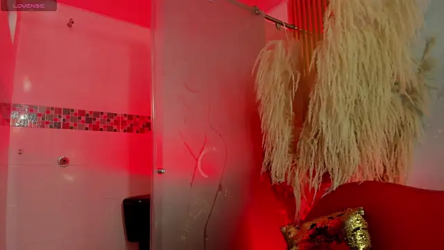 Snapshot of adara_sweet20 chatting on November 29, 2025, 7:25 pm adara sweet20 online show from November 29, 2025, 7:25 pm