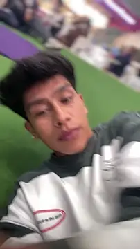 Jacovo2002 online show from October 27, 2025, 8:43 pm