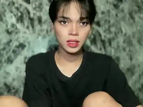 Snapshot of Chechay chatting on November 19, 2025, 12:05 pm Chechay online show from November 19, 2025, 12:05 pm