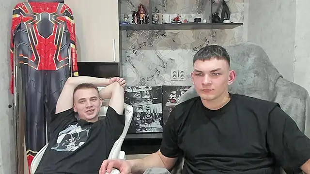 Snapshot of MIKE_GOD19 chatting on February 11, 2026, 5:46 pm MIKE GOD19 online show from February 11, 2026, 5:46 pm