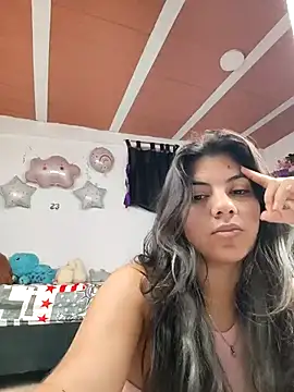 Snapshot of harper_ks chatting on December 4, 2025, 11:15 pm harper ks online show from December 4, 2025, 11:15 pm