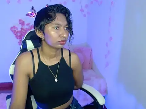Snapshot of amber__666 chatting on October 12, 2025, 1:40 am amber 666 online show from October 12, 2025, 1:40 am