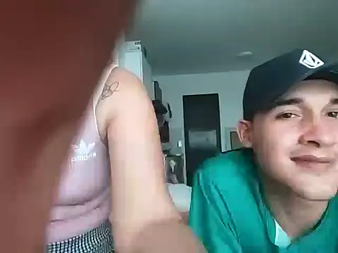 Snapshot of Cev_Am99 chatting on November 21, 2025, 6:07 pm Cev Am99 online show from November 21, 2025, 6:07 pm