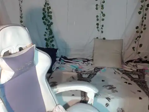 Perla Jonhson Rs online show from October 11, 2025, 12:39 pm