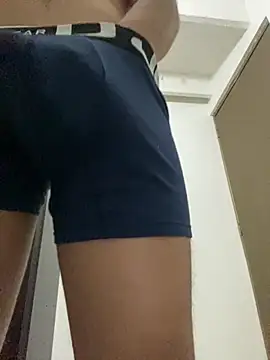 Snapshot of Joven_Modelo chatting on October 16, 2025, 2:25 pm Joven Modelo online show from October 16, 2025, 2:25 pm