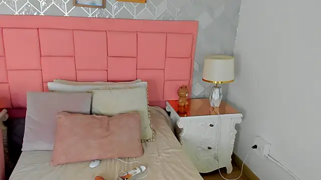 Snapshot of mary_joseph chatting on January 8, 2026, 3:34 am mary joseph online show from January 8, 2026, 3:34 am