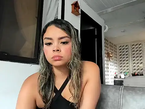 Snapshot of sarita-moree chatting on May 21, 2026, 1:19 pm sarita-moree online show from May 21, 2026, 1:19 pm