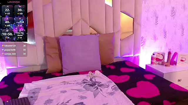 MARIANA TAY1 online show from November 7, 2025, 3:11 am