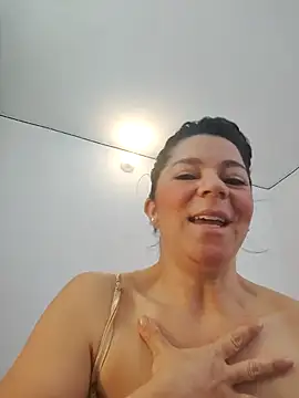 Snapshot of disneey2888 chatting on October 16, 2025, 1:19 pm disneey2888 online show from October 16, 2025, 1:19 pm