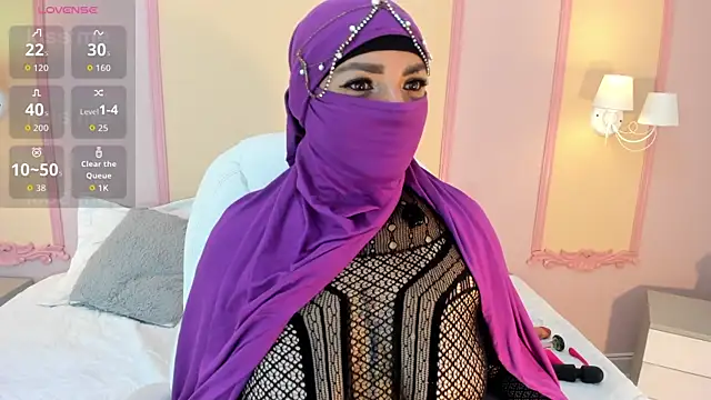 Snapshot of _naylaa_ chatting on June 16, 2026, 3:06 am naylaa online show from June 16, 2026, 3:06 am