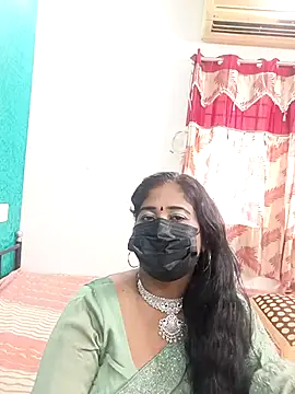 Snapshot of tamil-aunt chatting on October 13, 2025, 4:25 am tamil-aunt online show from October 13, 2025, 4:25 am