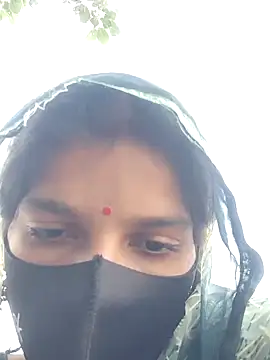 Snapshot of Pooja_suhani chatting on October 12, 2025, 7:32 am Pooja suhani online show from October 12, 2025, 7:32 am