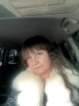 Butterfly8385 online show from November 2, 2025, 1:27 pm