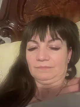 Butterfly8385 online show from April 19, 2026, 8:55 pm