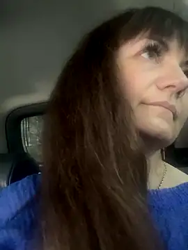 Butterfly8385 online show from November 9, 2025, 12:20 pm