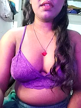 Snapshot of Lovely_Payal chatting on February 19, 2026, 9:50 am Lovely Payal online show from February 19, 2026, 9:50 am