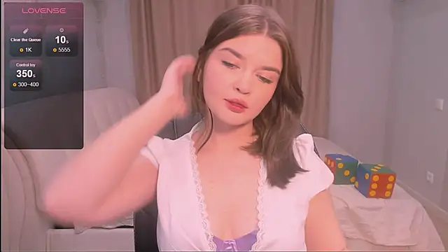 Mori Girll online show from November 5, 2025, 5:10 am