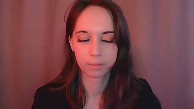 Snapshot of VeraLush chatting on January 18, 2026, 12:52 pm VeraLush online show from January 18, 2026, 12:52 pm