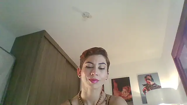 Alice Barry online show from December 23, 2025, 12:11 am