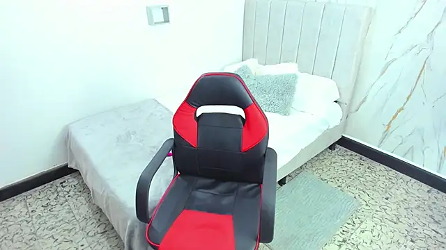 Amira mansour online show from November 7, 2025, 4:22 pm