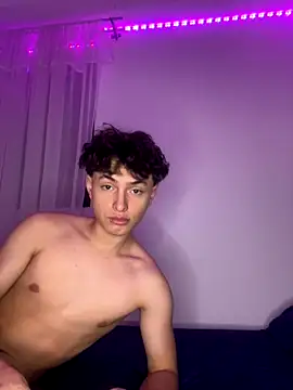 AlessiaLuxx online show from November 29, 2025, 1:06 am