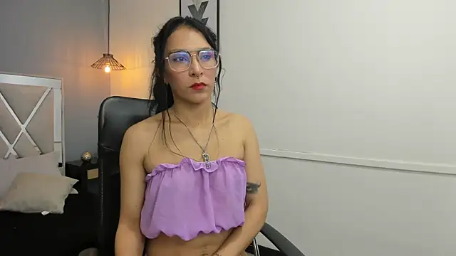 Snapshot of Maite_black chatting on November 20, 2025, 2:56 am Maite black online show from November 20, 2025, 2:56 am