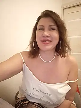 Ambika beauty online show from November 25, 2025, 9:26 pm