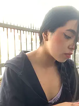 Snapshot of LunaMoore_Pink chatting on November 20, 2025, 1:12 pm LunaMoore Pink online show from November 20, 2025, 1:12 pm