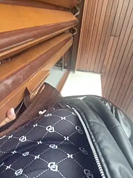 Snapshot of ElectraPink_ chatting on November 26, 2025, 12:49 pm ElectraPink online show from November 26, 2025, 12:49 pm