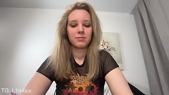 Snapshot of AIicaparkerc chatting on February 24, 2026, 12:22 am AIicaparkerc online show from February 24, 2026, 12:22 am