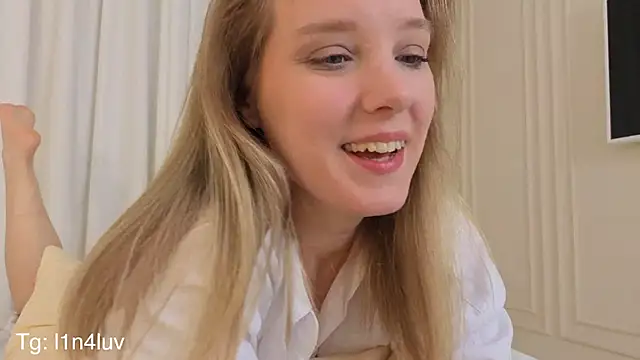 AIicaparkerc online show from December 15, 2025, 8:47 pm