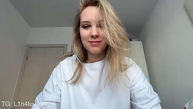 Snapshot of AIicaparkerc chatting on February 13, 2026, 7:52 am AIicaparkerc online show from February 13, 2026, 7:52 am