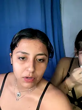 Die-lunara online show from October 12, 2025, 11:06 pm