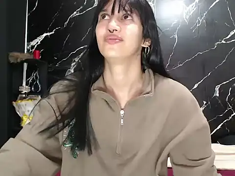 Snapshot of SofiBraum chatting on October 14, 2025, 8:42 pm SofiBraum online show from October 14, 2025, 8:42 pm