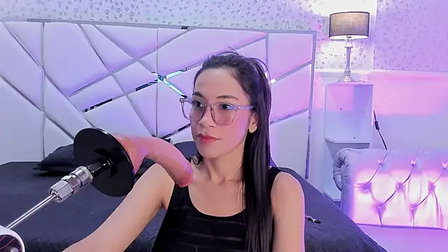 GabbiePrice online show from March 23, 2026, 11:43 am