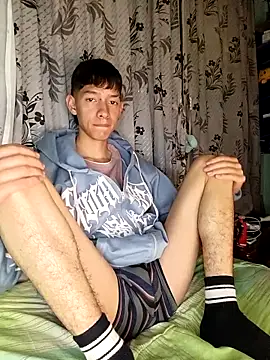 Snapshot of heyy_noah11 chatting on November 30, 2025, 3:18 am heyy noah11 online show from November 30, 2025, 3:18 am