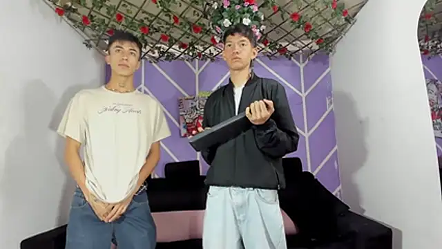 heyy noah11 online show from February 26, 2026, 1:33 pm